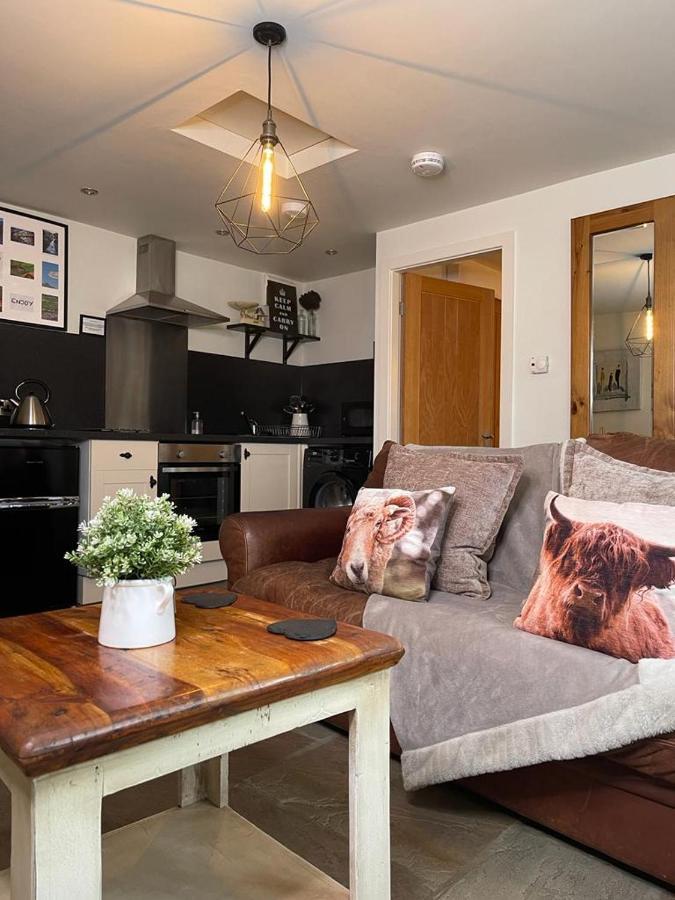 Hollies Cottage 케일리 외부 사진